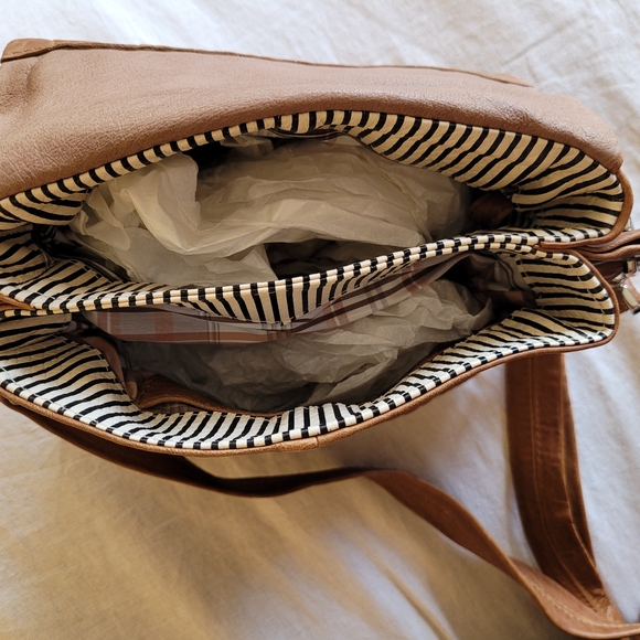 Textured Brown Crossbody Bag - Picture 8 of 11